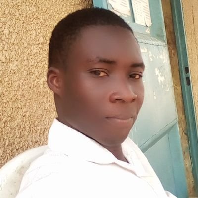 Citoyen tchadien 🇷🇴, Entrepreneurs, Étudiants à l'université de N'djamena.