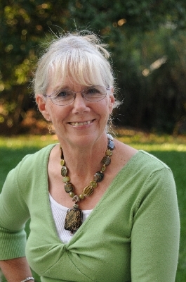 Carolemm's profile picture. For compelling copywriting follow me for the 'write' words for website content, articles, profiles, resumes, online dating profiles, and editing services.