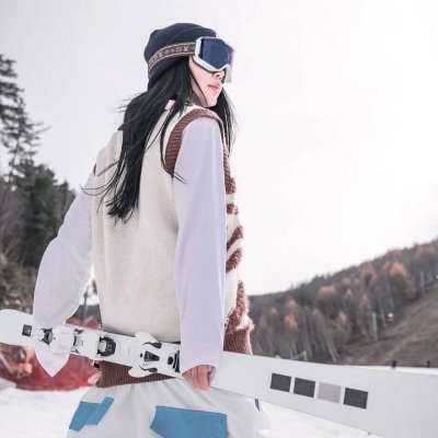I am from Malaysia, I am now working in San Francisco, USA, I am a businesswoman, do gourmet beauty shop cryptocurrency investor, my hobby is skiing swimming tr
