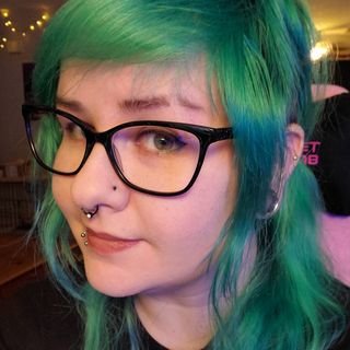 They/Them | Twitch Affiliate | Small Streamer | Noobie content creator. Also: Support main trash 🗑, night goblin🌛, hoarder of video games 🎮.