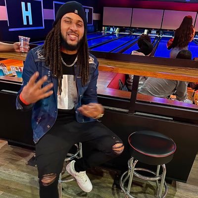artist 🎶🎶🎤 .....Pisces ♓️ w/ a Sagittarius ♐️ rising