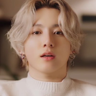 urboigriffy's profile picture. Nope