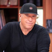 Robert "Sully" Sullivan (@sullyontheair) Twitter profile photo