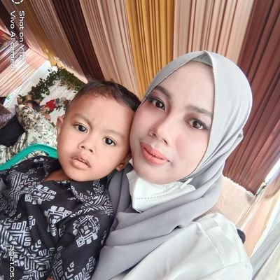 hefi_fitriyah's profile picture. 🤵 Gilang fajar rinova
👶 Giandra nanda rinova