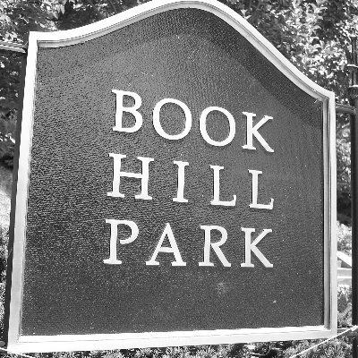 thewrongbooks's profile picture. 