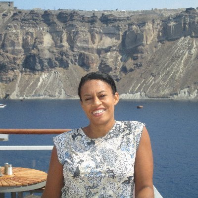 fundraisertrav's profile picture. 