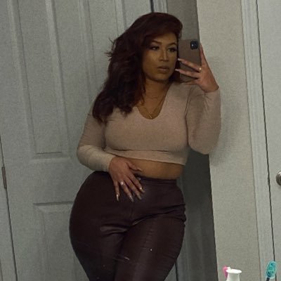 JelesaMonique's profile picture. IG:Thrilla_InVanilla 🇪🇨🇵🇷🇮🇹✊🏿