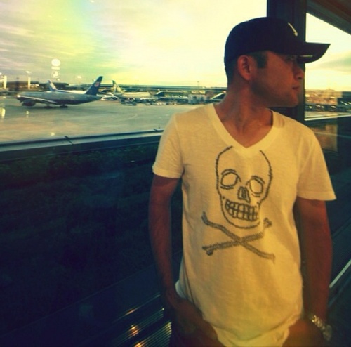 r3dw3st's profile picture. 뱀띠, O형, 남자사람 / Public Servant, Computer Forensics  / 등산, 노래 / Wannabe 하루키, 김동률, 스팅, 브.아.솔 / 알콜중독자 사절, 카페인 중독자 환영