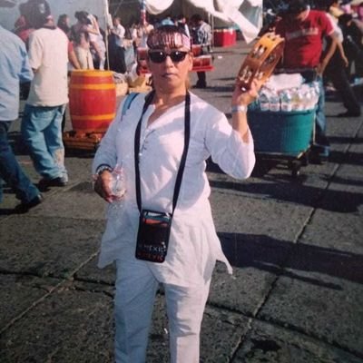 Lourdes70783179's profile picture. 