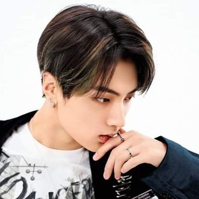 JAYKEICON's profile picture. ⌗ this user will be your safest place that you can lean on