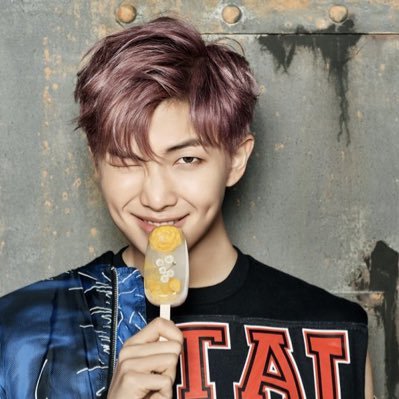 안녕하새요！(*ˊᵕˋ*)ミミナです！仲良くしてください！ Armyです！ナムペンで、ミニモニとクサズが推しです！Army歴3年(っ'-')╮ =͟͟͞͞🥦=͟͟͞͞🥦=͟͟͞͞🥦    🥦( '-' 🥦  )ﾌﾞﾛｯｺﾘｰﾊﾟﾝﾁ