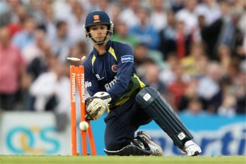 Fans Of Essex Wicket Keeper & Captain James Foster @JamesFoster07 @jfosterbenefit