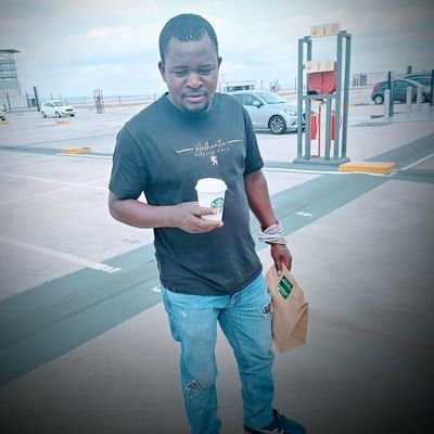 GandangaTino's profile picture. Only reggae can heal your soul   = @redbullracing @ChelseaFC