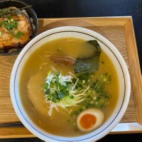 お (@gonza3652) 's Twitter Profile