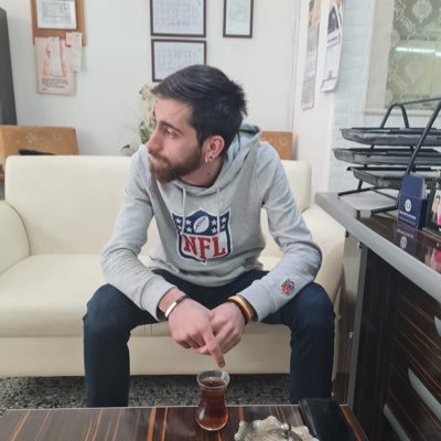 AlperYer07's profile picture. 