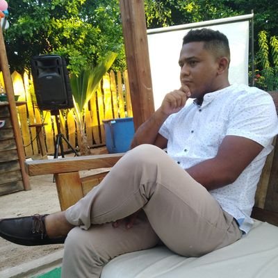 luchoabogado10's profile picture. Político, abogado, defensor de los derecho humanos, Un hombre humilde sencillo y temeroso a Dios.