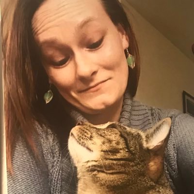 😸 mama • maker of things • reader of books • garbage tv enthusiast • master of snark & sass • @duqedu alumna • opinions=my own