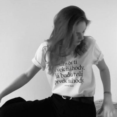 KrisNovakova's profile picture. 