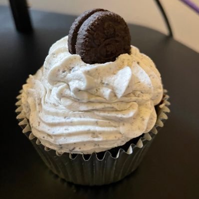 KatieMCakes's profile picture. cake!