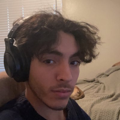 brxxiian's profile picture. life is worth living & you’re loved