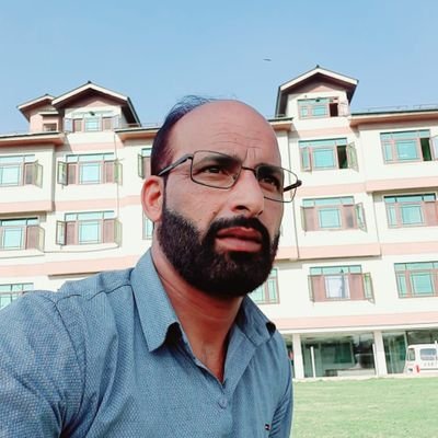 mehmoodbhat31's profile picture. 