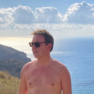 Magazine editor @britnaturism, spokesman, traveller, father, Cheshire novel prize reader, aspiring writer, chat show host, professional Naturist (yes, really)