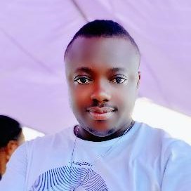 Lorenzo GUEGUE né le 26decembre 1997 à Lomé(Togo) je suis graphiste