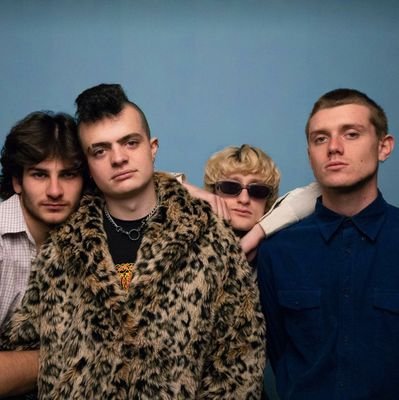 FLOWVERS are an English Indie/Alternative band from the South coast. When It Comes To It OUT NOW