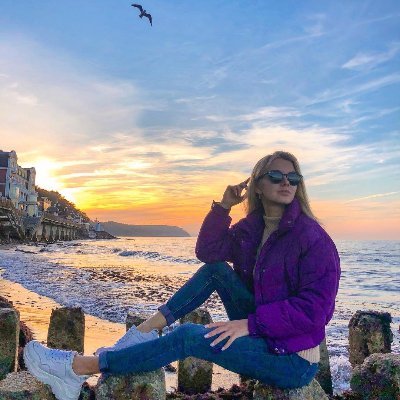 ling_muxue's profile picture. And strive for progress, be a shining person.