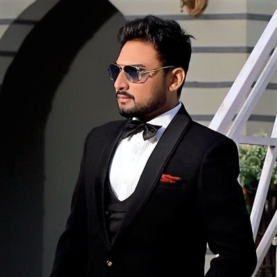 DeepPanchal_'s profile picture. @currentObj = {
#character :#observer #logical #passionate #confident
#expertise :#fullstack #shopify #headless #shopline; 
#ground :#setubridge;
}
💰🤓🤟💰