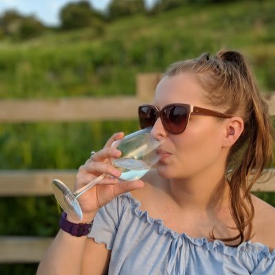 NaomiCh92's profile picture. Clinical Research Nurse at CHFT- all views are my own.