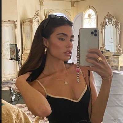 0xVeiinex's profile picture. sol enthusiast | always bullish