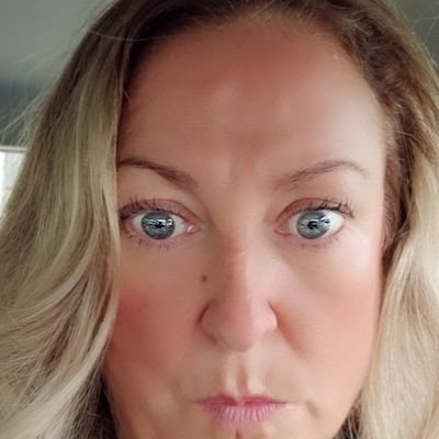 melaniebroxi's profile picture. You only live once.....