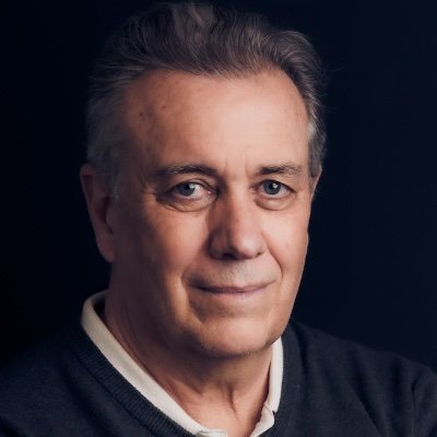Formación en empresas: Curso Ventas, Curso Negociación, Curso Gestión tiempo, Presentaciones, Neuro-marketing, otros. Profesor en EEN, IE, ESIC, CEU.