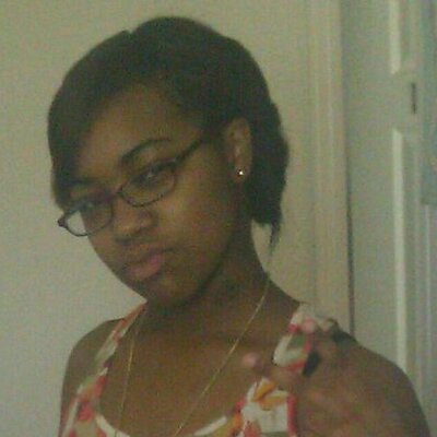 Profile Picture of Carmella Jackson (@Delishajackson) on Twitter