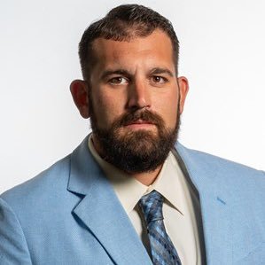 Mo Valley l Assistant Head Coach | OL | Team USA | National Champion | Team Captain @UNMLoboFB | @UNM Alumni | Matthew 17:20 | @MovalFootball | #JUCOPRODUCT