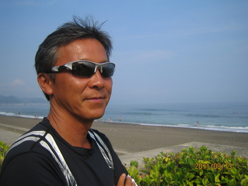 akasakacherry's profile picture. どんなにテクノロジーが進歩しても、一番大事なのは「愛」だと信じているオヤジです。