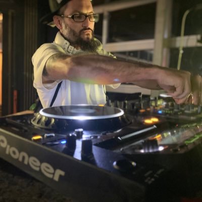 dj, promoter, entertainer, business owner / Snapchat: djkrazyofficial SoundCloud: https://t.co/zur6yFEKBB