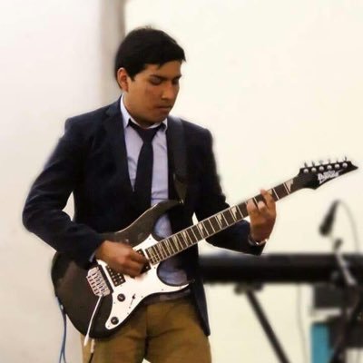 I’m mobile developer, i like to play the guitar.