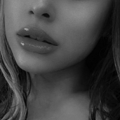 Grandyzzle's profile picture. 