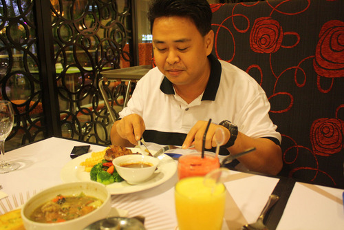 chaywaileong's profile picture. 