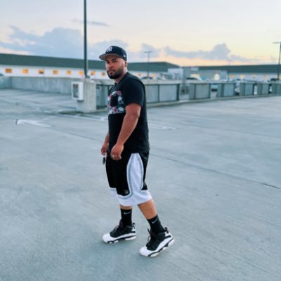 jamesbronx_'s profile picture. 