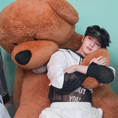 mi__mi2891's profile picture. あいえんくんの涙袋に住みたい❕❕