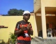 tenho 16 anos. sou chato e gosto muiito de chocolata kkk - e me segi q vc vai saber mais kk