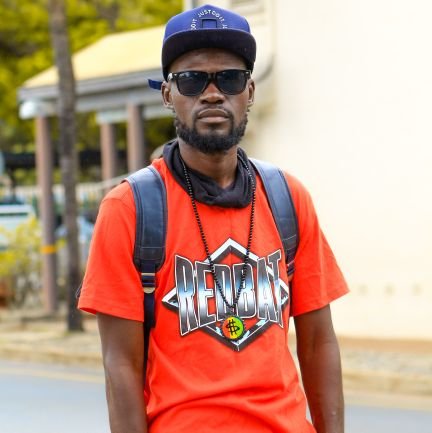 Mi name Gordon Cyborg based in South Africa, Jaddah dancehall king. music is lyfe to me, so l thank Jah for the wisdom and protection