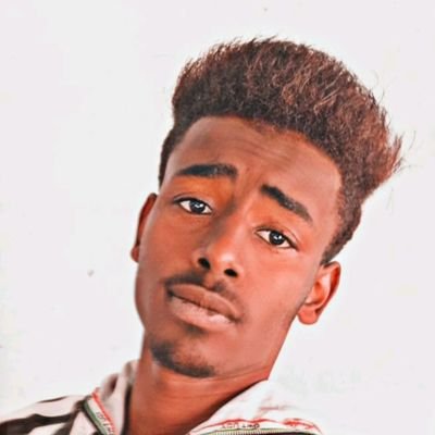 jDFvH7iz2e4Y0Xn's profile picture. 