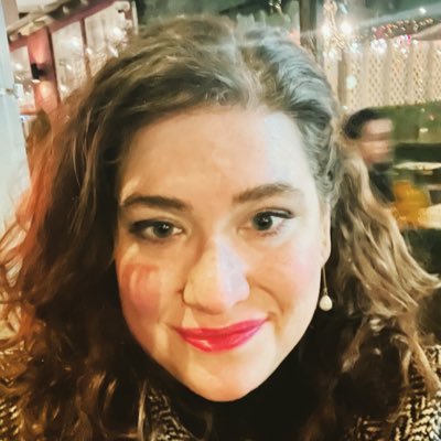 journalist and writer👩🏻💻 | alum @columbiajourn 2022 📰 @santaclarauniv 2010 | part west coast 🌁 part gulf coast 🦐