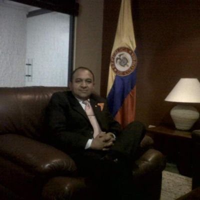 Activista de derechos Humanos, Vocero sindicato UT UNP.
lider social, Defensor de los derechos laborales.
https://t.co/VILzga38i2 de futbol aficionado Everton UT UNP