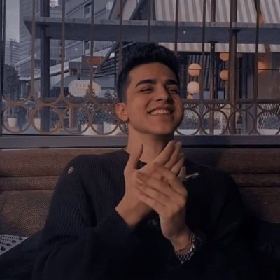 Cellatnfatmasi's profile picture. ÖDC🖤✨
Celkız🦋
36🖤