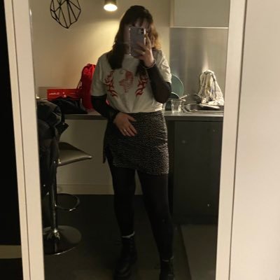 mxg4n2's profile picture. 22